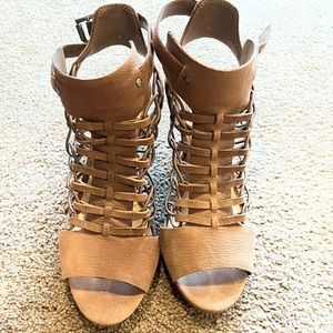 Vince Camuto tan buckle up open toe heels